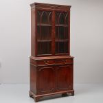 1056 2352 DISPLAY CABINET